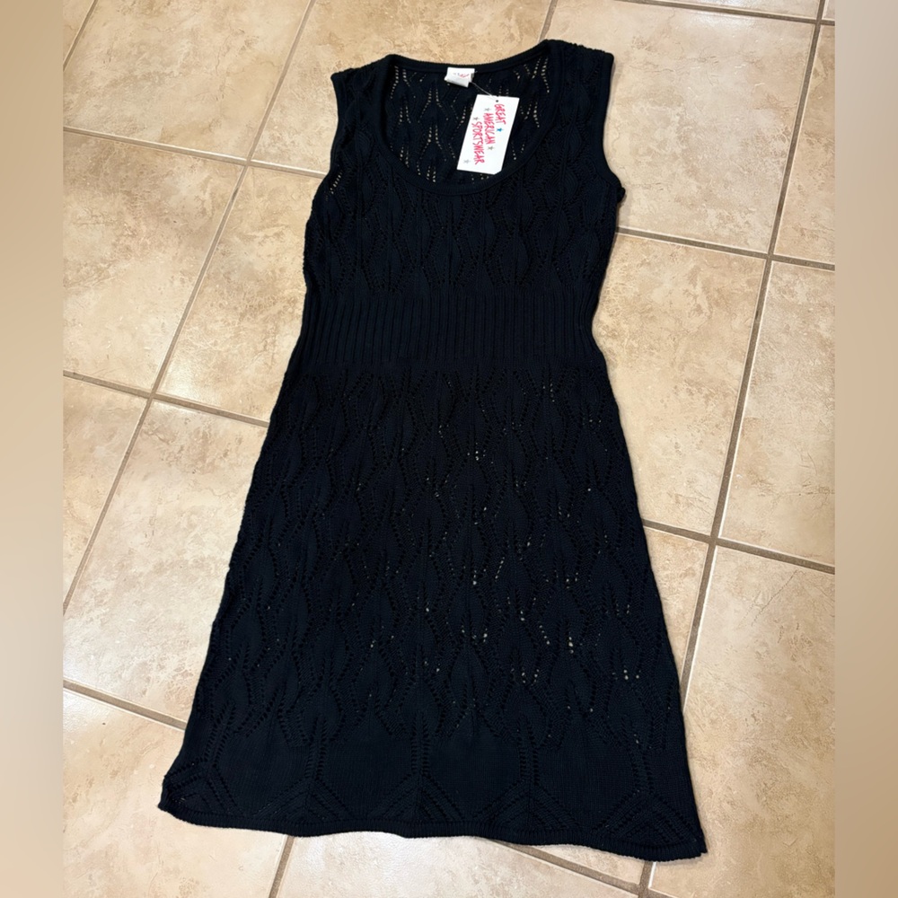 Sleeveless Black Knit Midi Dress